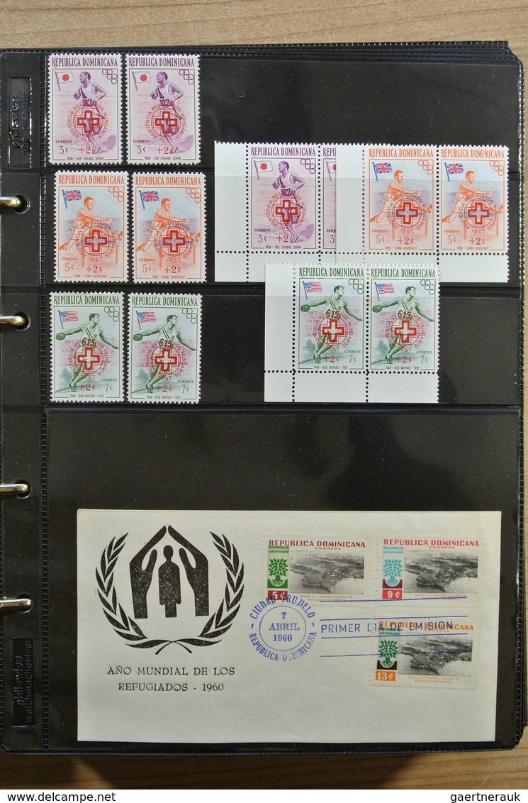 25123 Thematik: Intern. Organisationen / international organizations: Album with MNH sets and FDC's of var