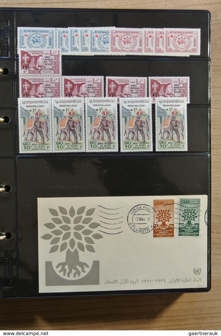 25123 Thematik: Intern. Organisationen / international organizations: Album with MNH sets and FDC's of var