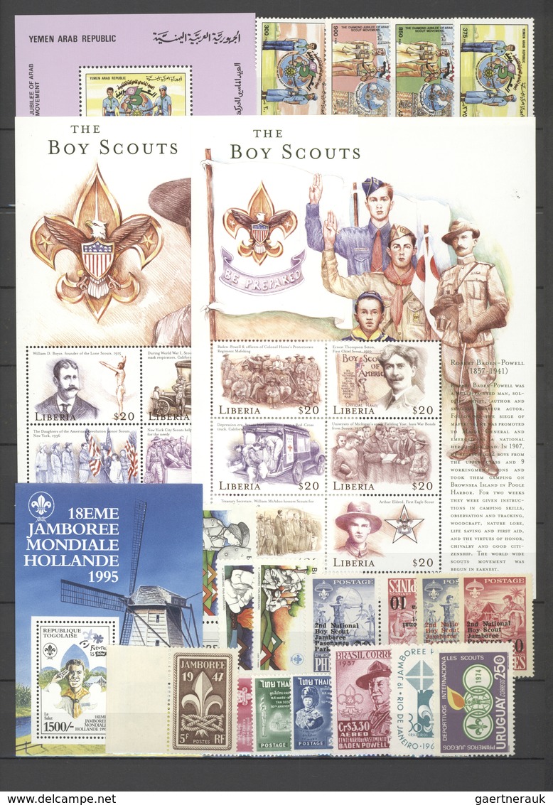 25402 Thematik: Pfadfinder / Boy Scouts: 1947/1999 (approx), Various Countries. Stock Book Containing The - Autres & Non Classés