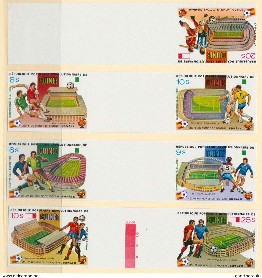 25576 Thematik: Sport-Fußball / Sport-soccer, Football: 1954/2010 (approx), Various Countries. Accumulatio - Autres & Non Classés