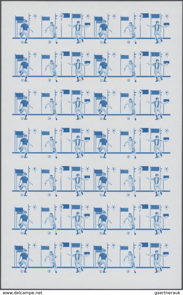 25603 Thematik: Sport-Fußball / Sport-soccer, Football: 1982, Penrhyn. Progressive Proofs Set Of Sheets Fo - Autres & Non Classés