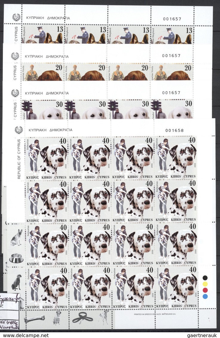 25709 Thematik: Tiere-Hunde / animals-dogs: 1960/2014 (ca.), mainly u/m collection of stamps and souvenir
