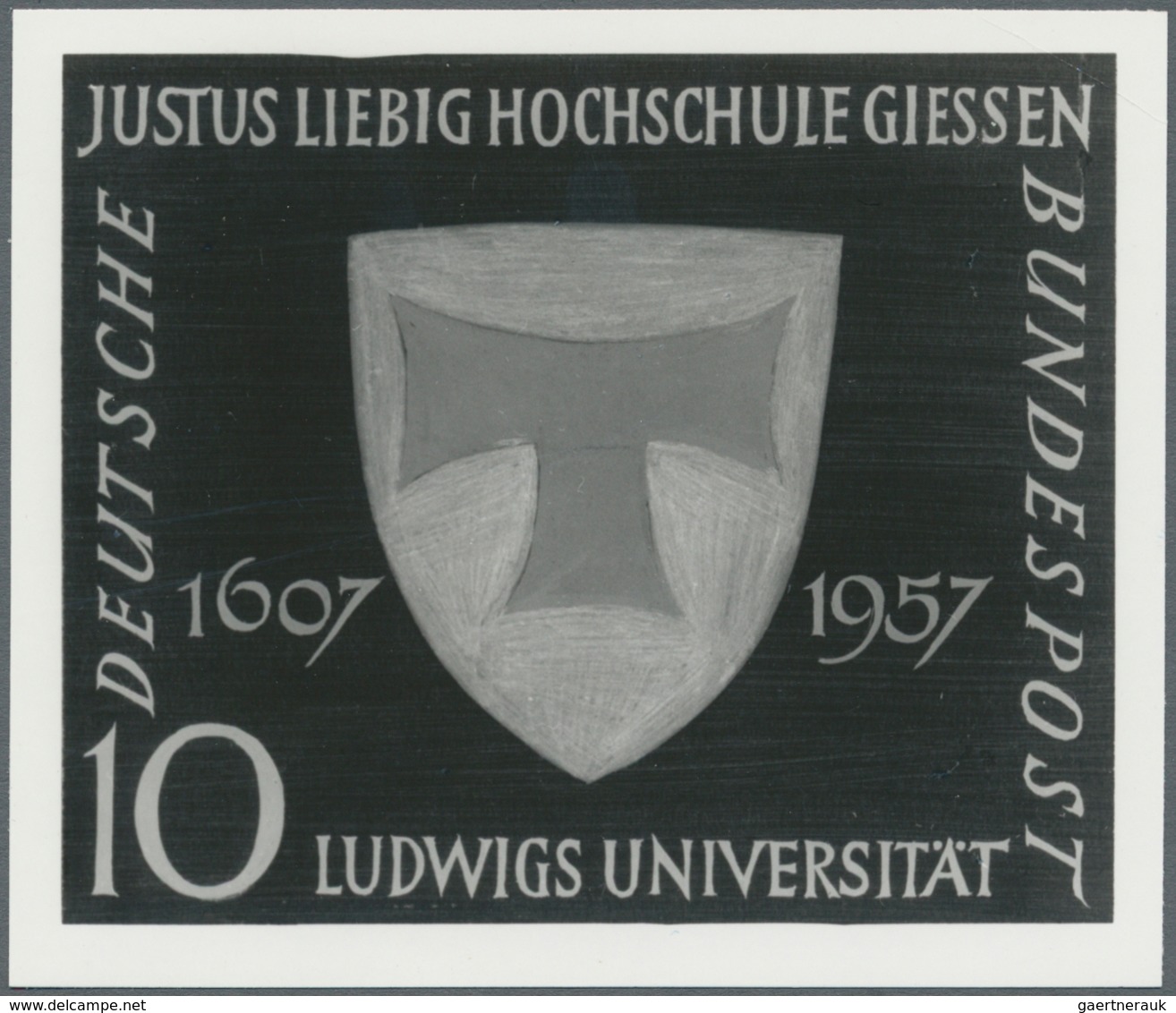 25880 Thematik: Wappen / Emblems: 1900/1995 (approx), Various Countries. Accumulation Of 68 Items Showing - Autres & Non Classés