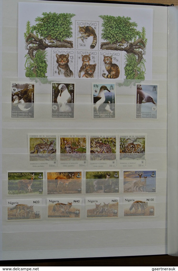 25901 Thematik: WWF: Stockbook With MNH Sets And FDC's With WorldWildlifeFund Stamps. - Autres & Non Classés