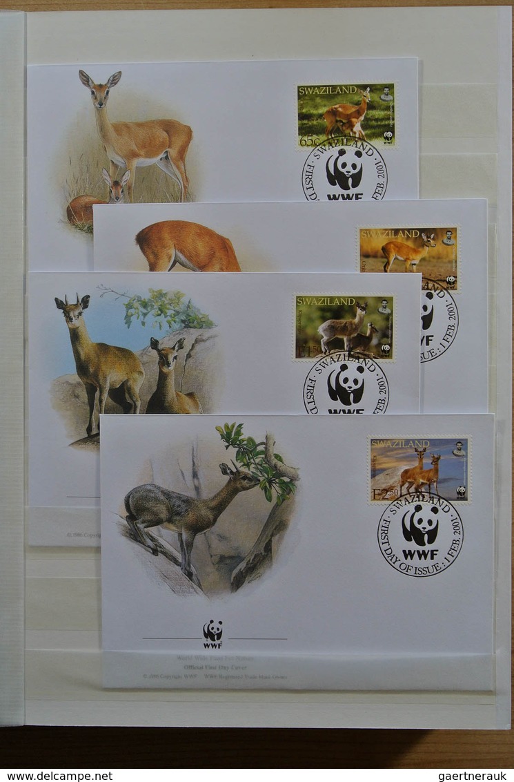 25901 Thematik: WWF: Stockbook with MNH sets and FDC's with WorldWildlifeFund stamps.