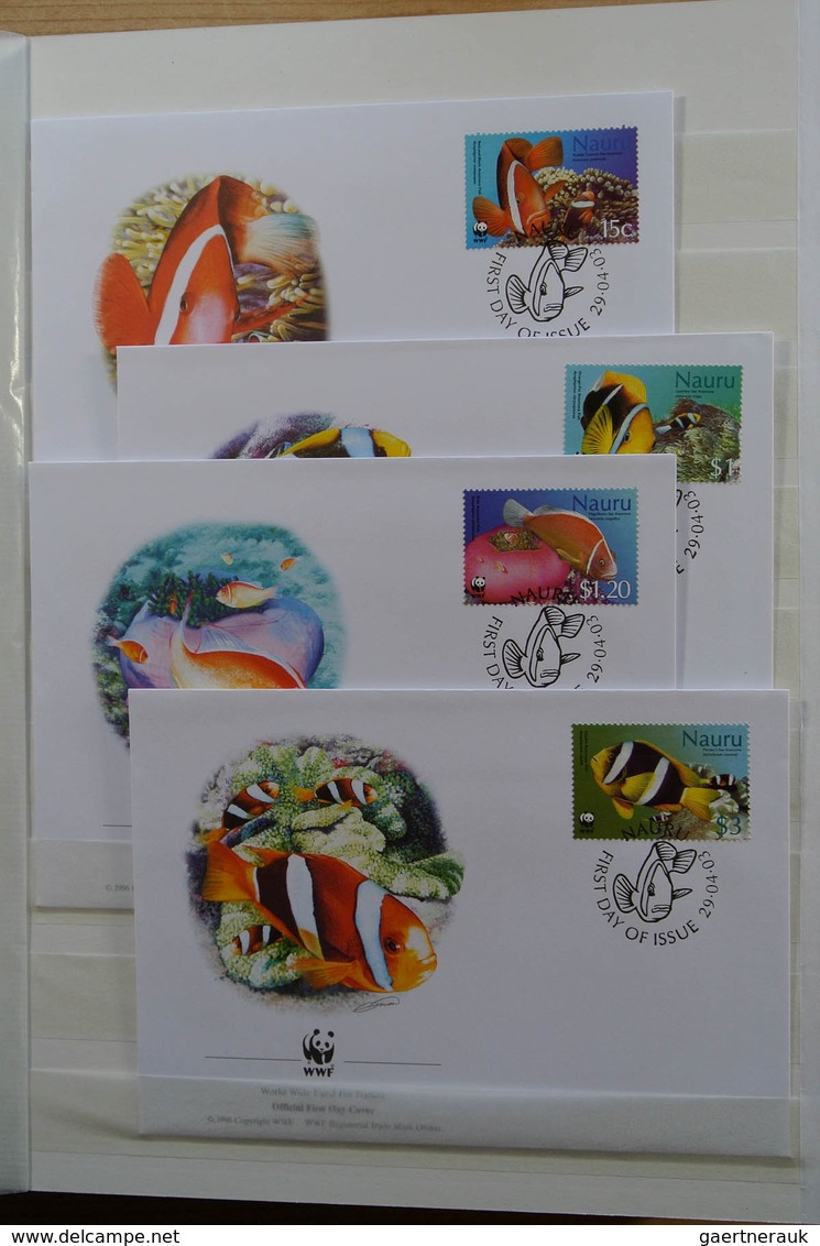 25901 Thematik: WWF: Stockbook with MNH sets and FDC's with WorldWildlifeFund stamps.