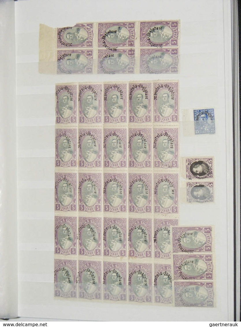 26014 Albanien: 1920/30 (ca.): Collection MNH Sheetparts Of Albania Ca. 1920-1930 In 2 Stockbooks. Contain - Albania