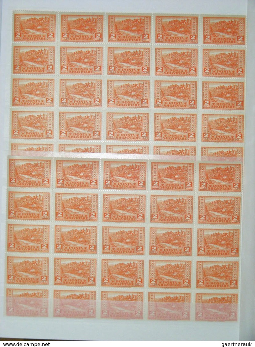 26014 Albanien: 1920/30 (ca.): Collection MNH sheetparts of Albania ca. 1920-1930 in 2 stockbooks. Contain