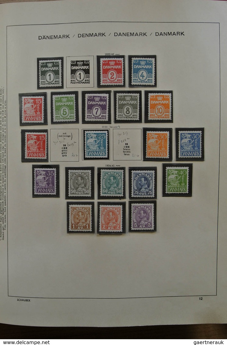 26223 Dänemark: 1854-1989. Well Filled, Partly Double, MNH, Mint Hinged And Used Collection Denmark 1854-1 - Lettres & Documents