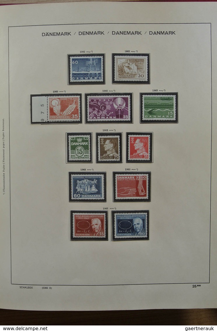 26223 Dänemark: 1854-1989. Well filled, partly double, MNH, mint hinged and used collection Denmark 1854-1