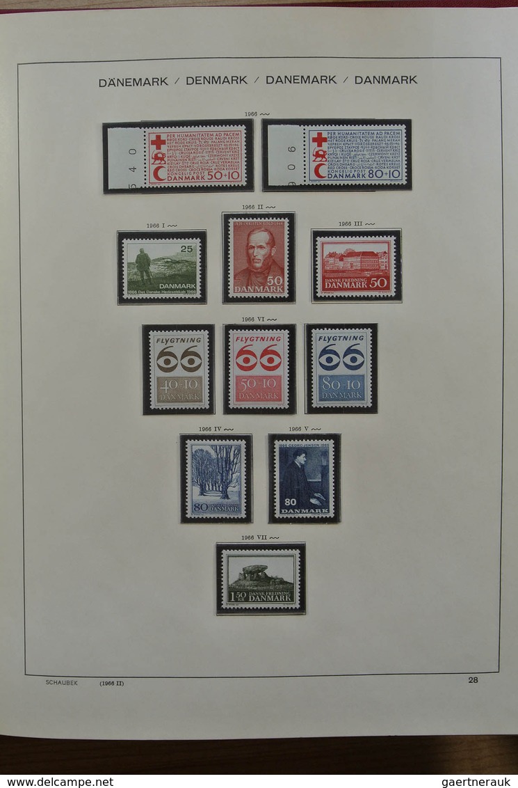 26223 Dänemark: 1854-1989. Well filled, partly double, MNH, mint hinged and used collection Denmark 1854-1