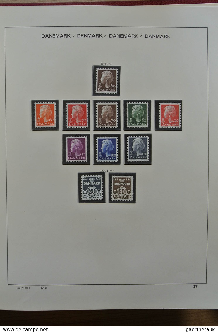 26223 Dänemark: 1854-1989. Well filled, partly double, MNH, mint hinged and used collection Denmark 1854-1