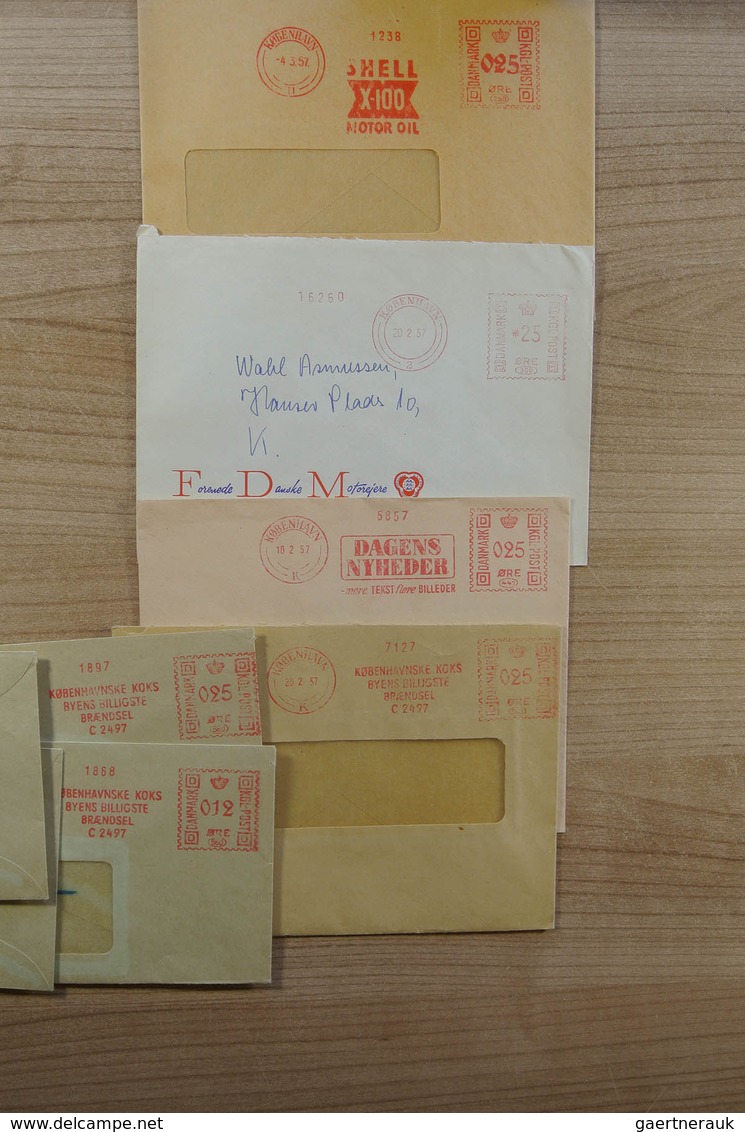 26236 Dänemark: 1900-1980. Wonderful variety of covers and first day covers, also announcement sheets of t