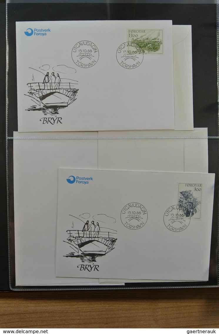 26261 Dänemark - Färöer: 1978-1997 Well filled collection FDC's of Faroe Islands 1978-1997 in album.