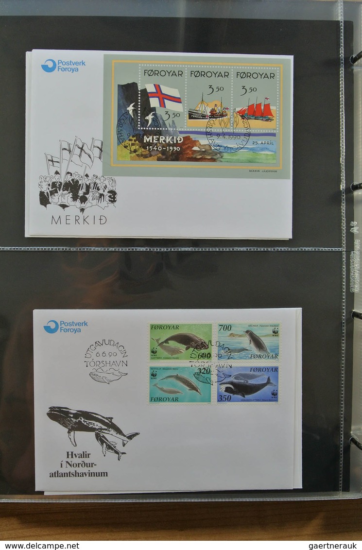 26261 Dänemark - Färöer: 1978-1997 Well filled collection FDC's of Faroe Islands 1978-1997 in album.