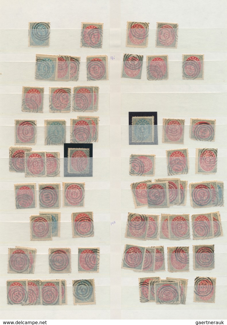 26278 Dänemark - Stempel: 1875ff, NUMERAL CANCELLATIONS Chiefly On 8ö. Red/grey (and Some 4ö. Blue/grey), - Machines à Affranchir (EMA)