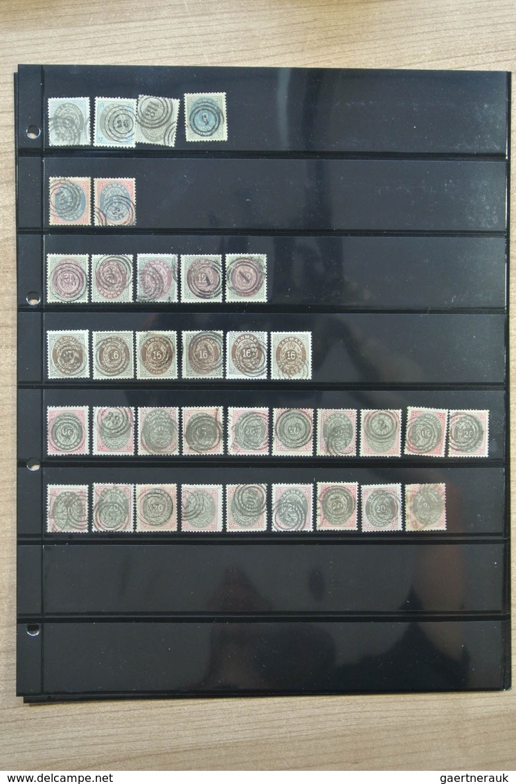 26280 Dänemark - Stempel: Lot of over 280 stamps of Denmark with numeral cancels on stockpages in folder.