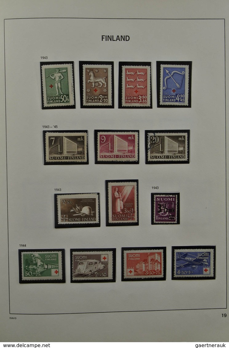26314 Finnland: 1860-2002. MNH, mint hinged and used collection Finland 1860-2002 in Davo album and 2 stoc