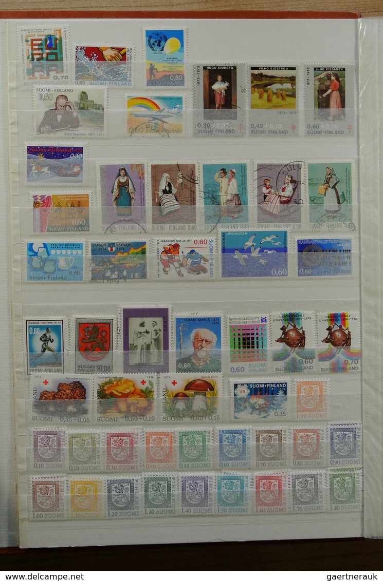 26314 Finnland: 1860-2002. MNH, mint hinged and used collection Finland 1860-2002 in Davo album and 2 stoc