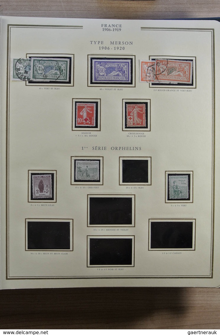 26419 Frankreich: 1900-1972. Well filled, MNH, mint hinged and used collection France 1900-1972 in 3 luxe