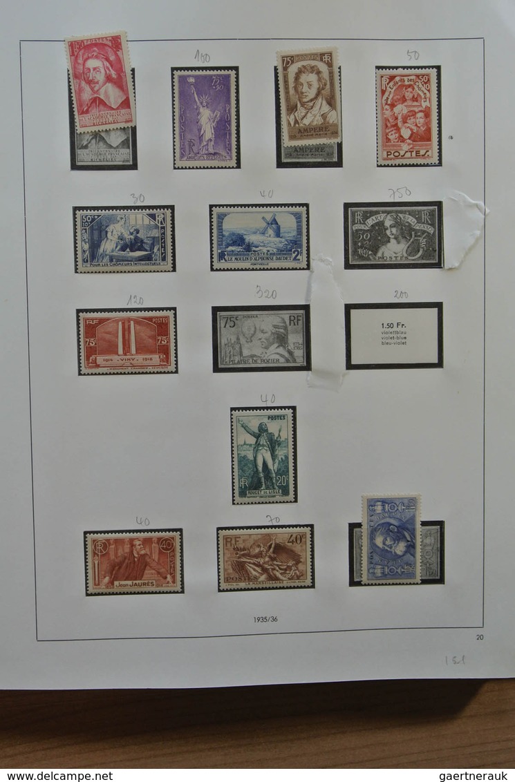 26422 Frankreich: 1900-1954. MNH And Mint Hinged Collection France 1900-1954 In Safe Album. Collection Con - Oblitérés