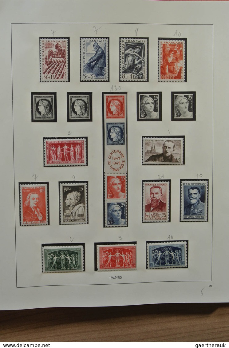 26422 Frankreich: 1900-1954. MNH and mint hinged collection France 1900-1954 in Safe album. Collection con