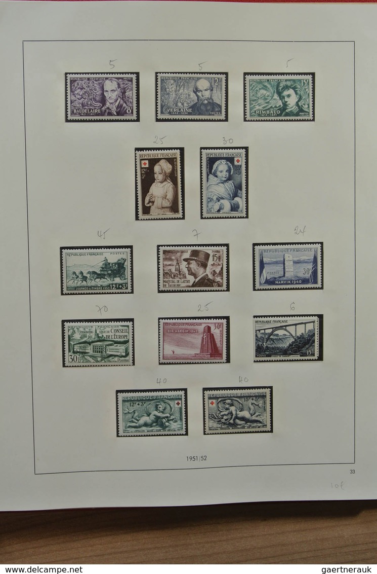 26422 Frankreich: 1900-1954. MNH and mint hinged collection France 1900-1954 in Safe album. Collection con