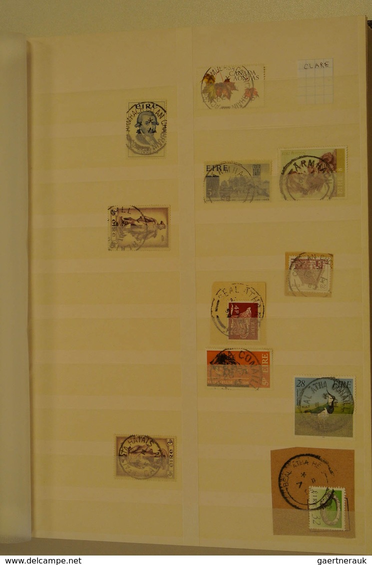 26859 Irland - Stempel: Cancel collection of Ireland from ca. 1922 in 3 fat stockbooks with some literatur