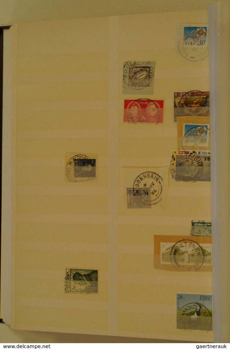 26859 Irland - Stempel: Cancel collection of Ireland from ca. 1922 in 3 fat stockbooks with some literatur