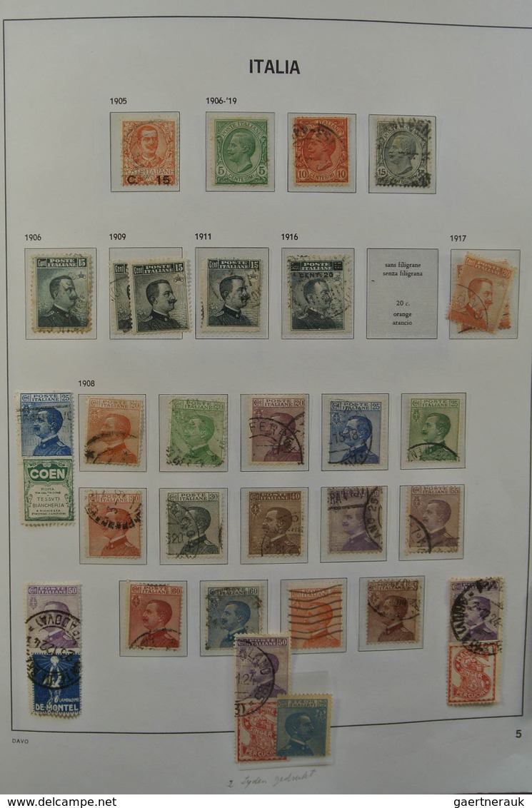 26928 Italien: 1861-1975. MNH, mint hinged and used collection Italy 1861-1975 in 2 Davo cristal albums an