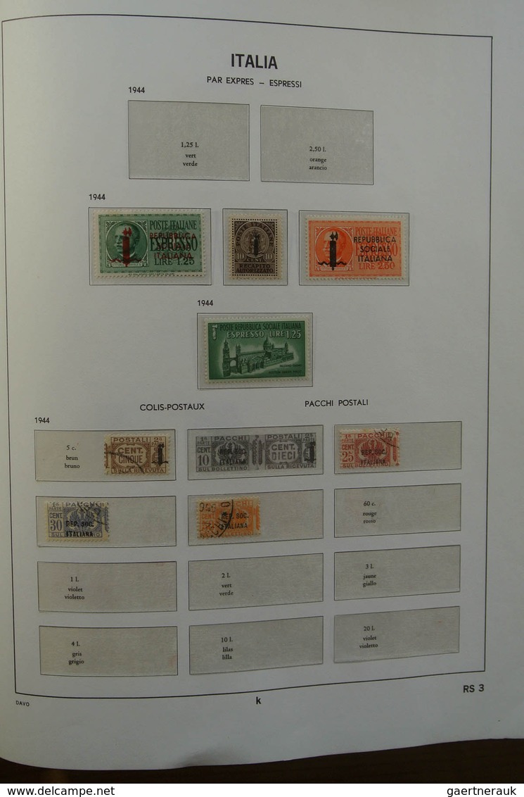 26928 Italien: 1861-1975. MNH, mint hinged and used collection Italy 1861-1975 in 2 Davo cristal albums an