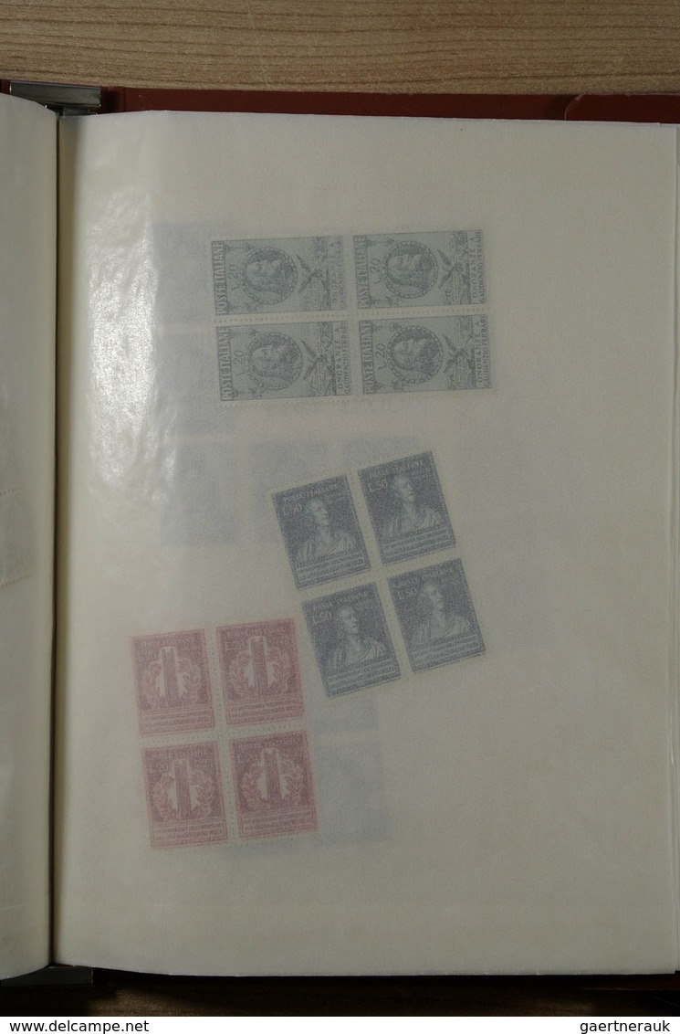 26947 Italien: 1863/1980: Wonderful and very unusual mint never hinged collection in blocs of 4, form the