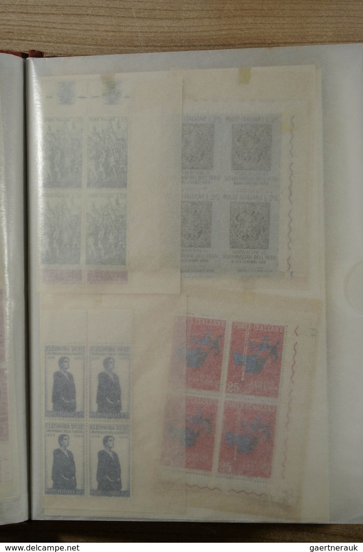 26947 Italien: 1863/1980: Wonderful and very unusual mint never hinged collection in blocs of 4, form the