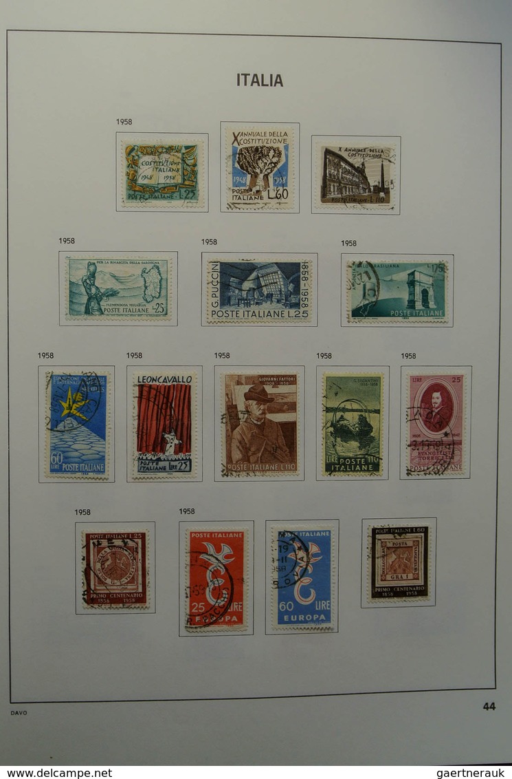 26951 Italien: 1863-2004. Nicely filled, mostly used collection Italy 1863-2004 in 2 Davo albums. Collecti