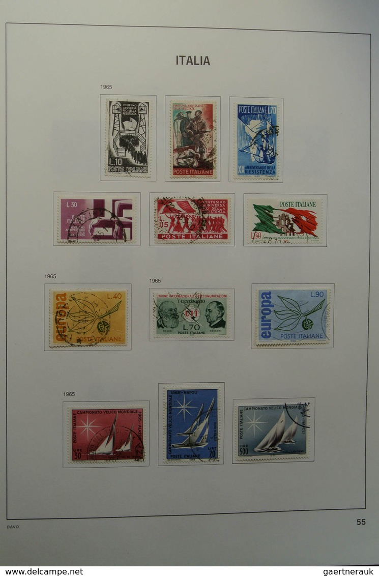 26951 Italien: 1863-2004. Nicely filled, mostly used collection Italy 1863-2004 in 2 Davo albums. Collecti