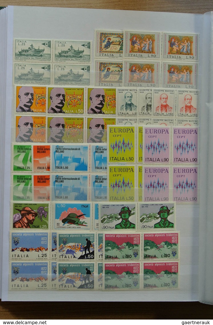 26986 Italien: 1926-1979. Wonderful mint never hinged collection, in beautiful condition, all collected in