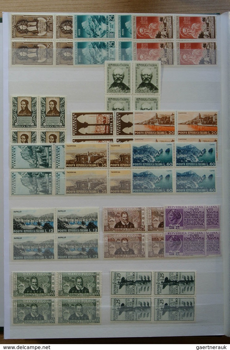 26986 Italien: 1926-1979. Wonderful mint never hinged collection, in beautiful condition, all collected in