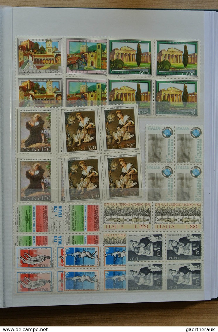 26986 Italien: 1926-1979. Wonderful mint never hinged collection, in beautiful condition, all collected in