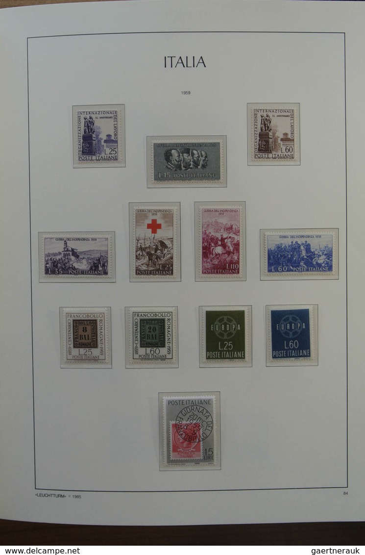 27005 Italien: 1945-1999. Almost complete, mostly MNH (few older stamps hinged) collection Italy 1945-1999