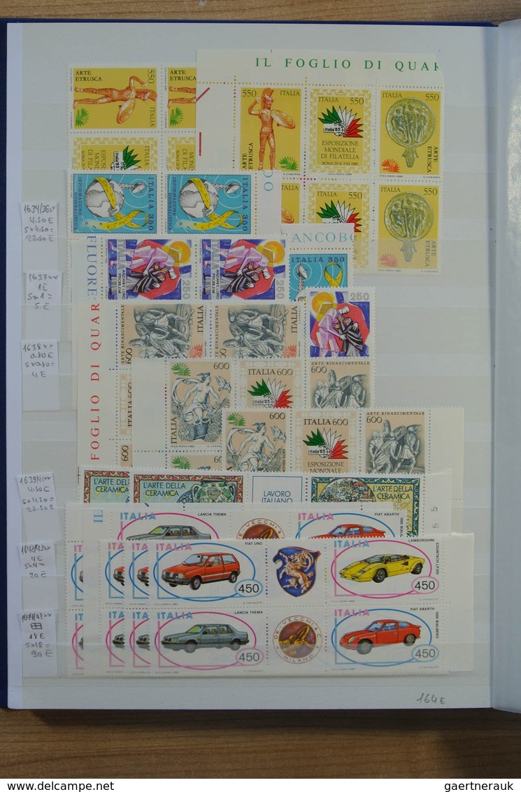 27013 Italien: 1950-1986. Extensive MNH engros lot Italy 1950-1986 in 2 stockbooks, inlcluding better issu