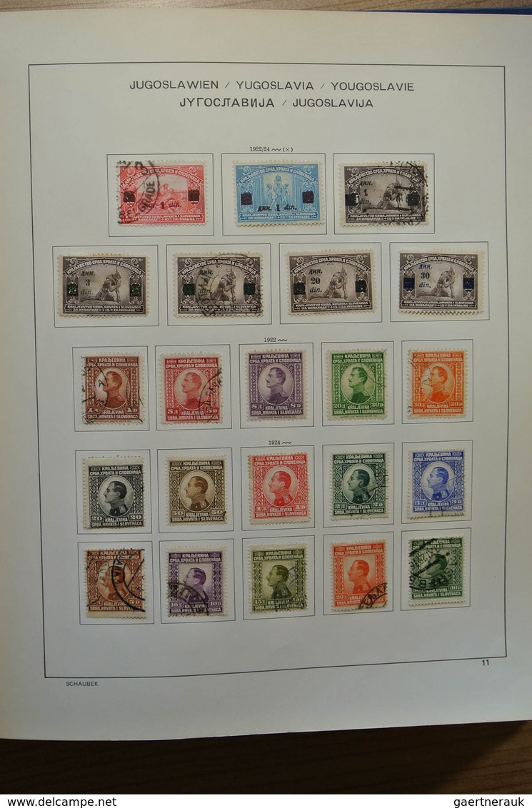 27060 Jugoslawien: 1918-1977. Well filled, mint hinged and used collection Yugoslavia 1918-1977 in Schaube