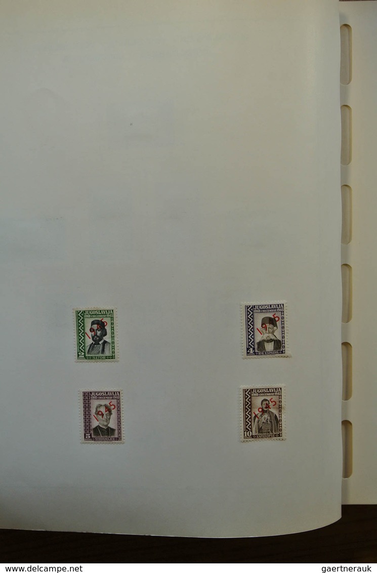 27060 Jugoslawien: 1918-1977. Well filled, mint hinged and used collection Yugoslavia 1918-1977 in Schaube