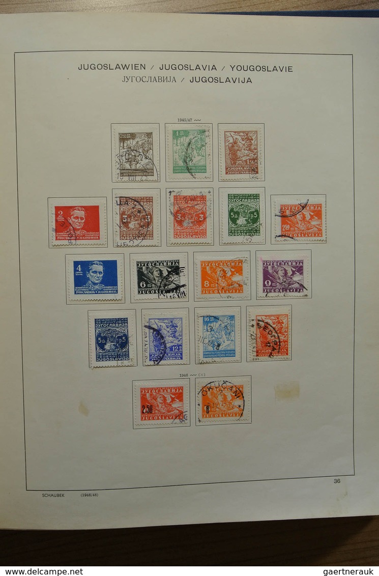 27060 Jugoslawien: 1918-1977. Well filled, mint hinged and used collection Yugoslavia 1918-1977 in Schaube