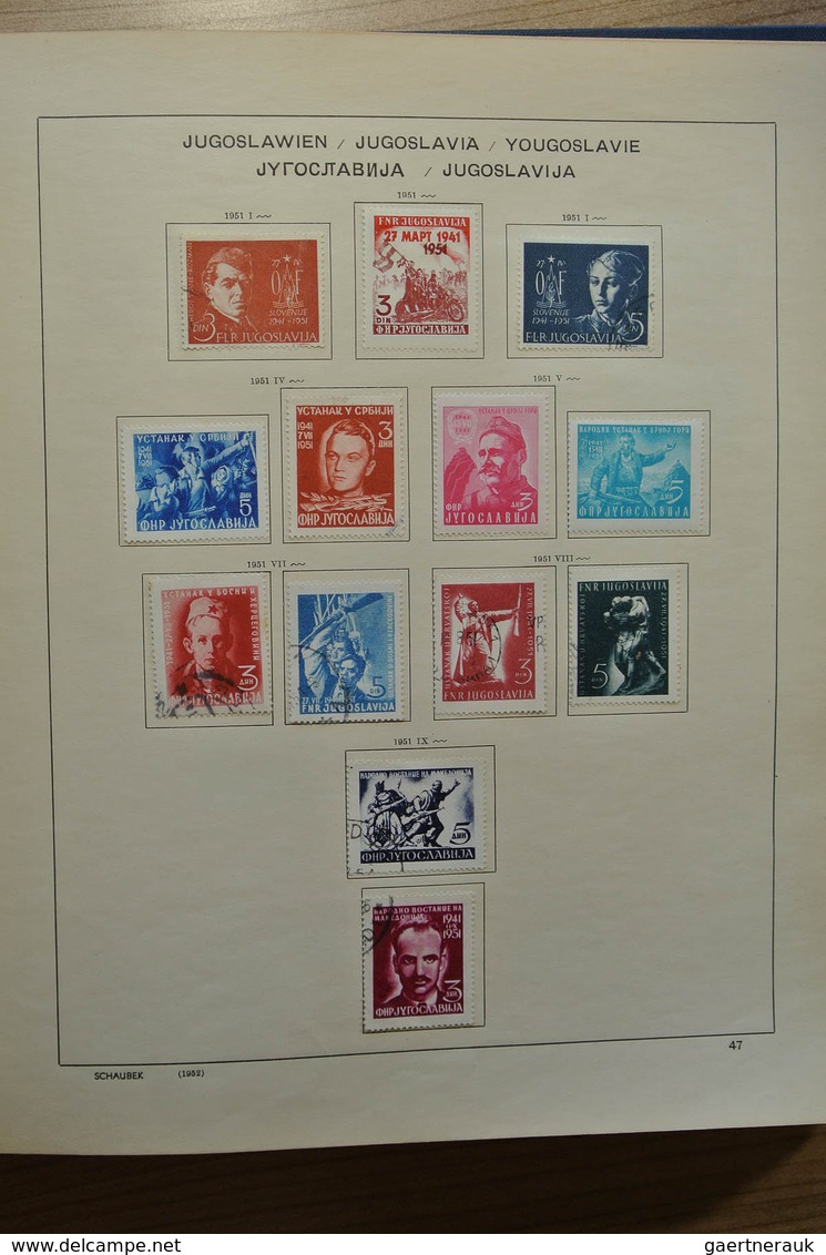 27060 Jugoslawien: 1918-1977. Well filled, mint hinged and used collection Yugoslavia 1918-1977 in Schaube