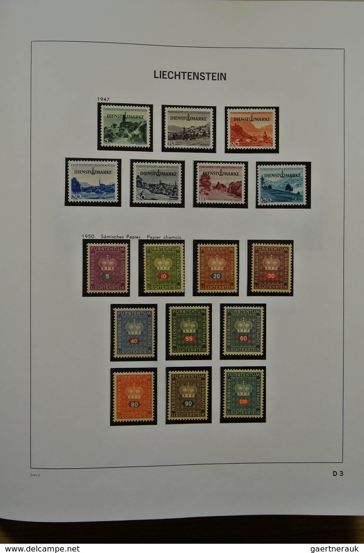 27207 Liechtenstein: 1936-1993 MNH and mint hinged collection souvenir sheets, service stamps and postage