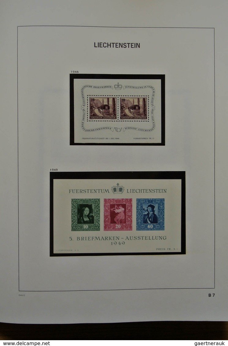 27207 Liechtenstein: 1936-1993 MNH and mint hinged collection souvenir sheets, service stamps and postage