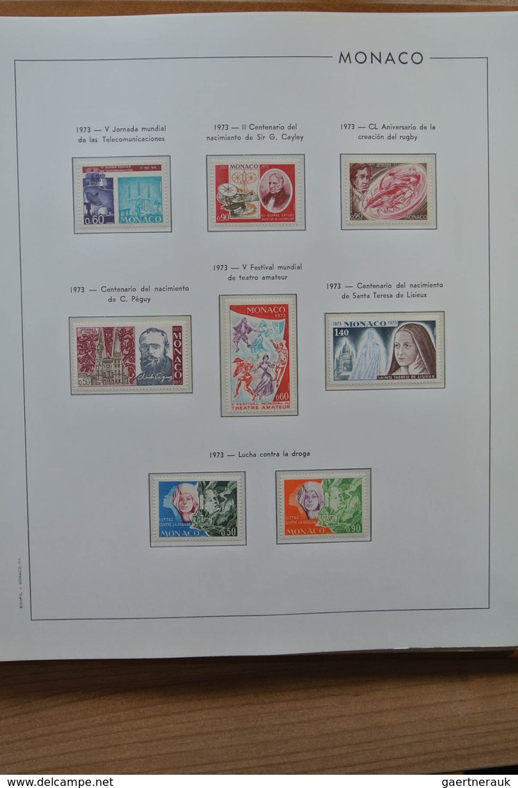 27379 Monaco: 1964-1990. Complete, MNH colllection Monaco 1964-1990 in 2 Filabo albums, including souvenir