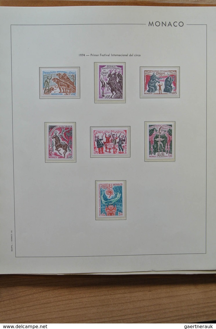 27379 Monaco: 1964-1990. Complete, MNH colllection Monaco 1964-1990 in 2 Filabo albums, including souvenir