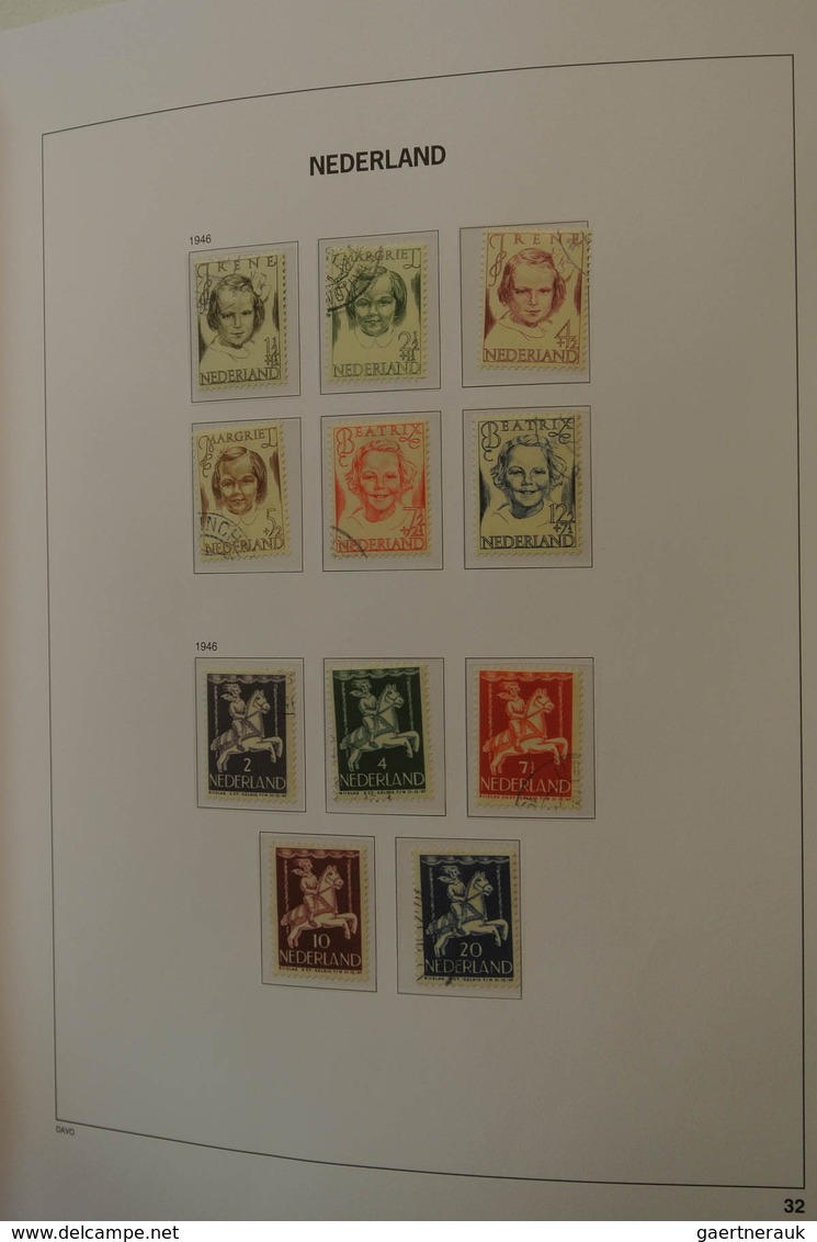 27428 Niederlande: 1852-1977. Well filled, MNH, mint hinged and used collection Netherlands 1852-1977 in 2