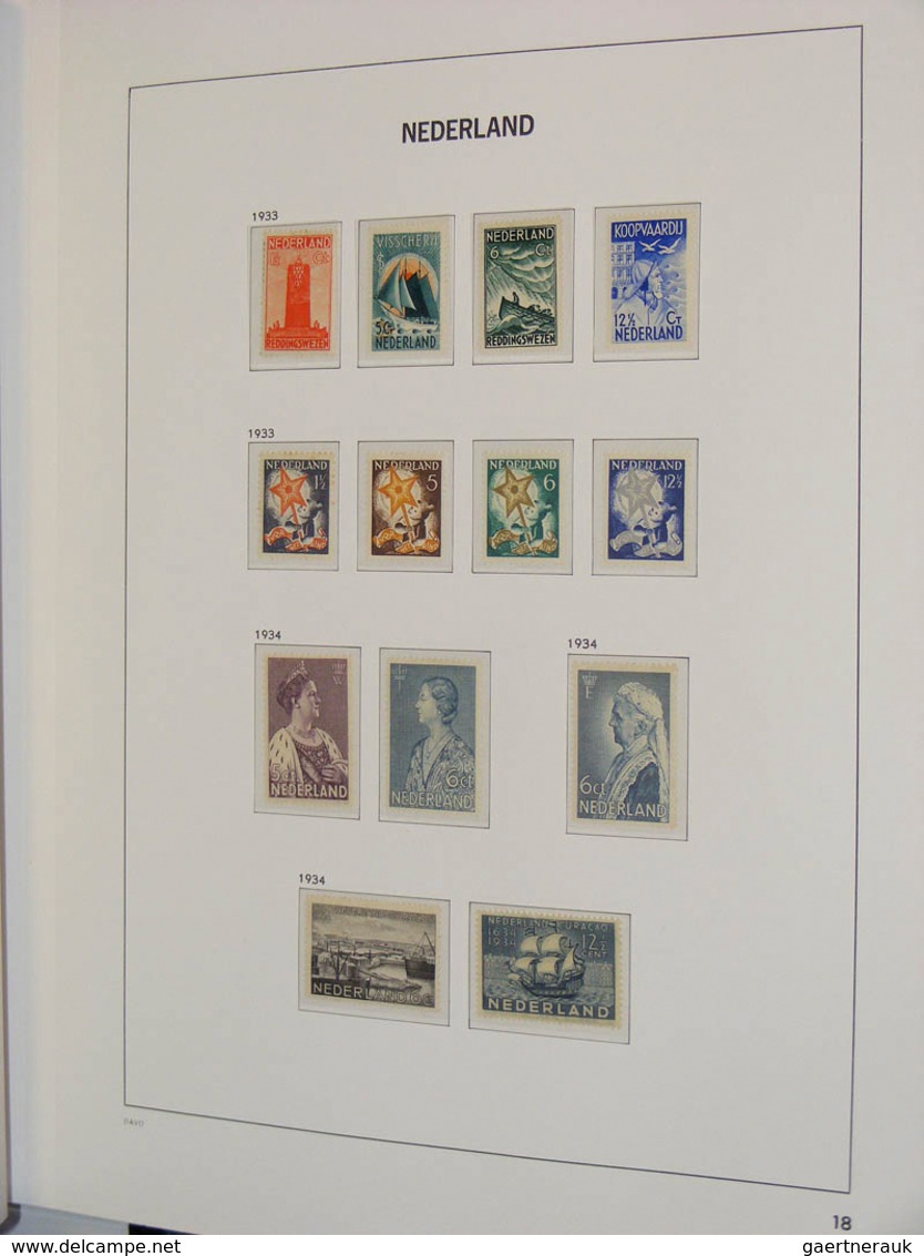 27446 Niederlande: 1869/2003: Mostly MNH and mint hinged collection Netherlands 1869-2003 in 5 Davo luxe a